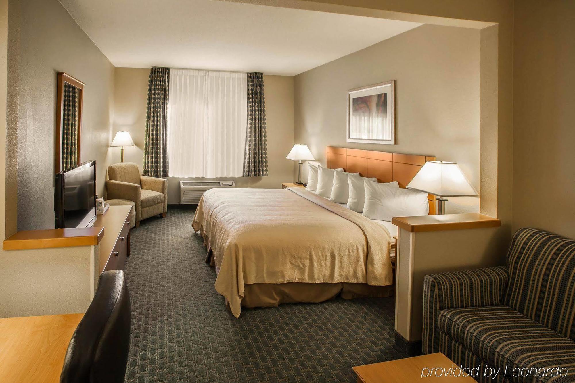Quality Inn Near I-72 And Hwy 51 Forsyth Eksteriør billede
