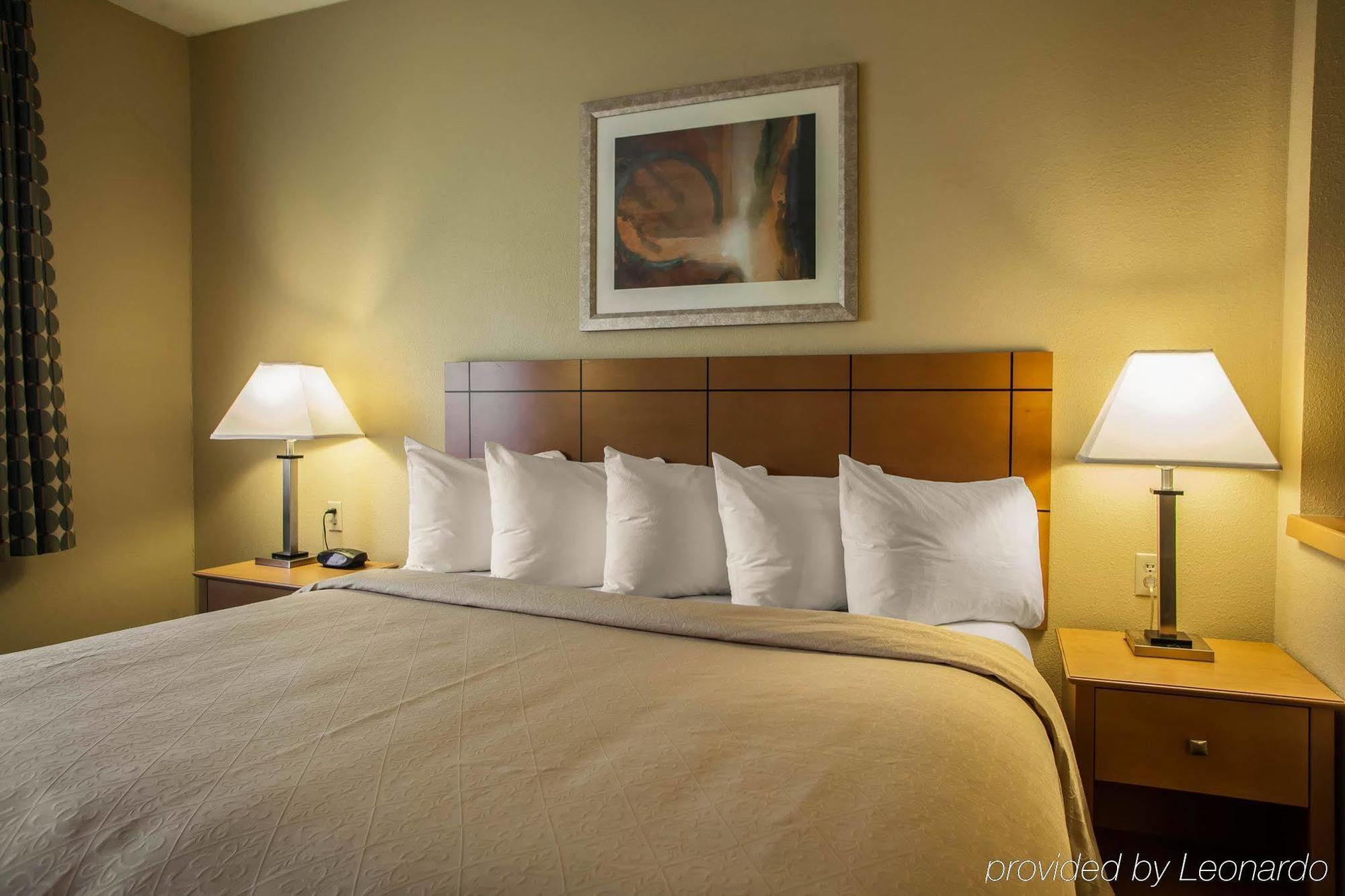 Quality Inn Near I-72 And Hwy 51 Forsyth Eksteriør billede